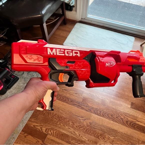 Nerf Mega RotoFury Play Rifle - In Great Working Condition - BUNDLE and SaVE - Picture 7 of 9
